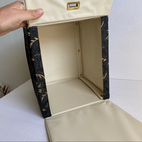 Vintage Hat Box Black & Gold Brocade Travel Bag - Picture 8 of 8